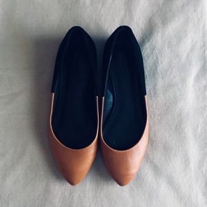 • T H E O R Y •  C H I C  F L A T S